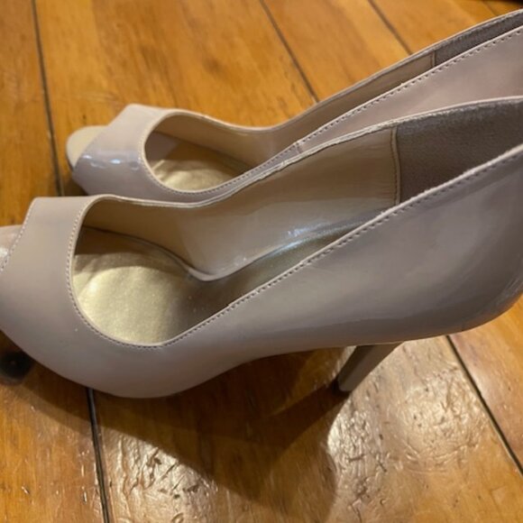 XAppeal Nude High Heels size 8.5 - Picture 2 of 5
